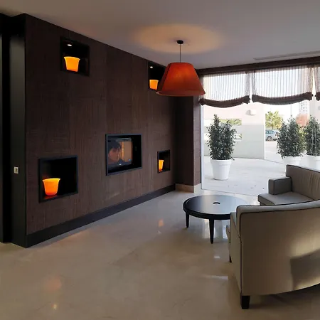 호텔 Nh Campo De Gibraltar 4*