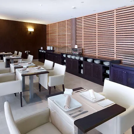 Nh Campo De Gibraltar 4*