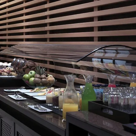 Nh Campo De Gibraltar 로스바리오스